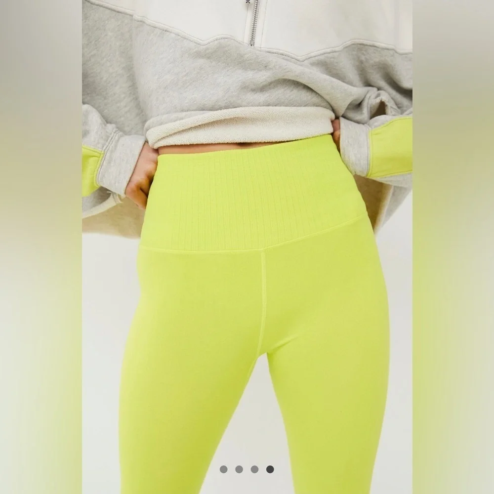 NWT. $78R Free People Good Karma Leggings. Margarita. Size M/L
